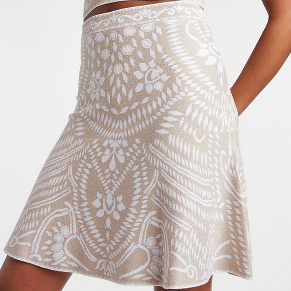 Express Dresses & Skirts - NWT Express High Waisted Patterned Sweater Skirt • Medium